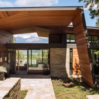 Premiere SAV Jackson, WY