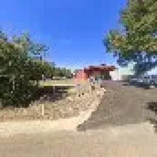 Sustr's Air Conditioning Contractor